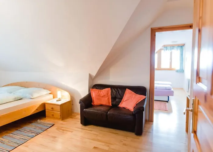 Stiegelbauer Zirbe Kır Evi